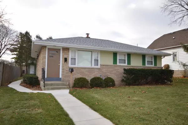 1725 Missouri,  South Milwaukee,  WI 53172