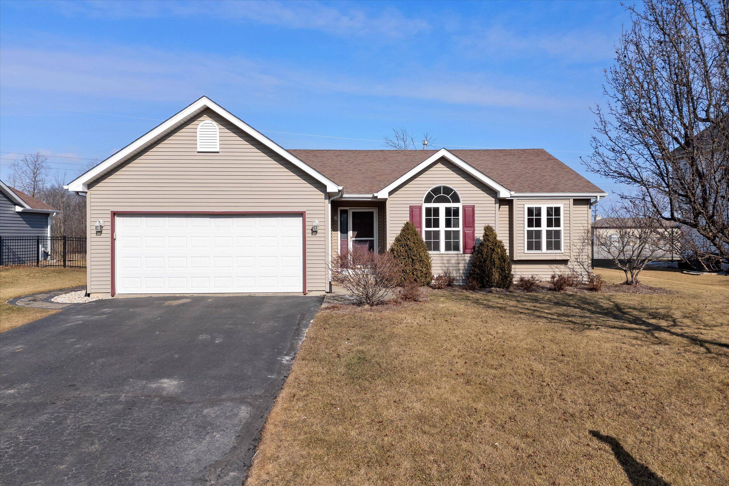 2836 Frontier, Caledonia, WI 53404