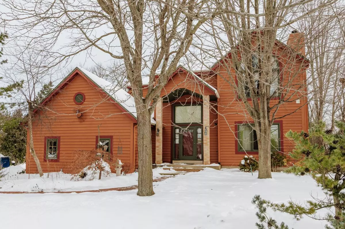 Milwaukee, WI 53224,6718 N 110th