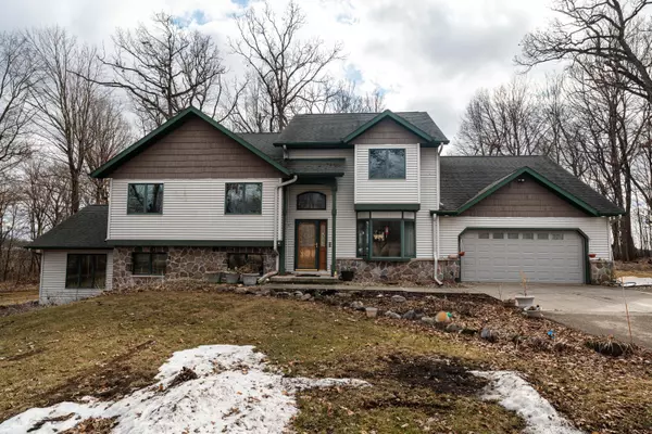 W8319 Cemetery, Lake Mills, WI 53551