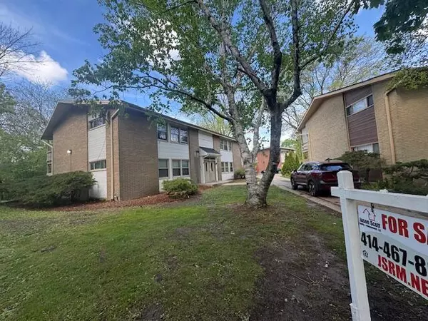 Milwaukee, WI 53209,5141 N 27th