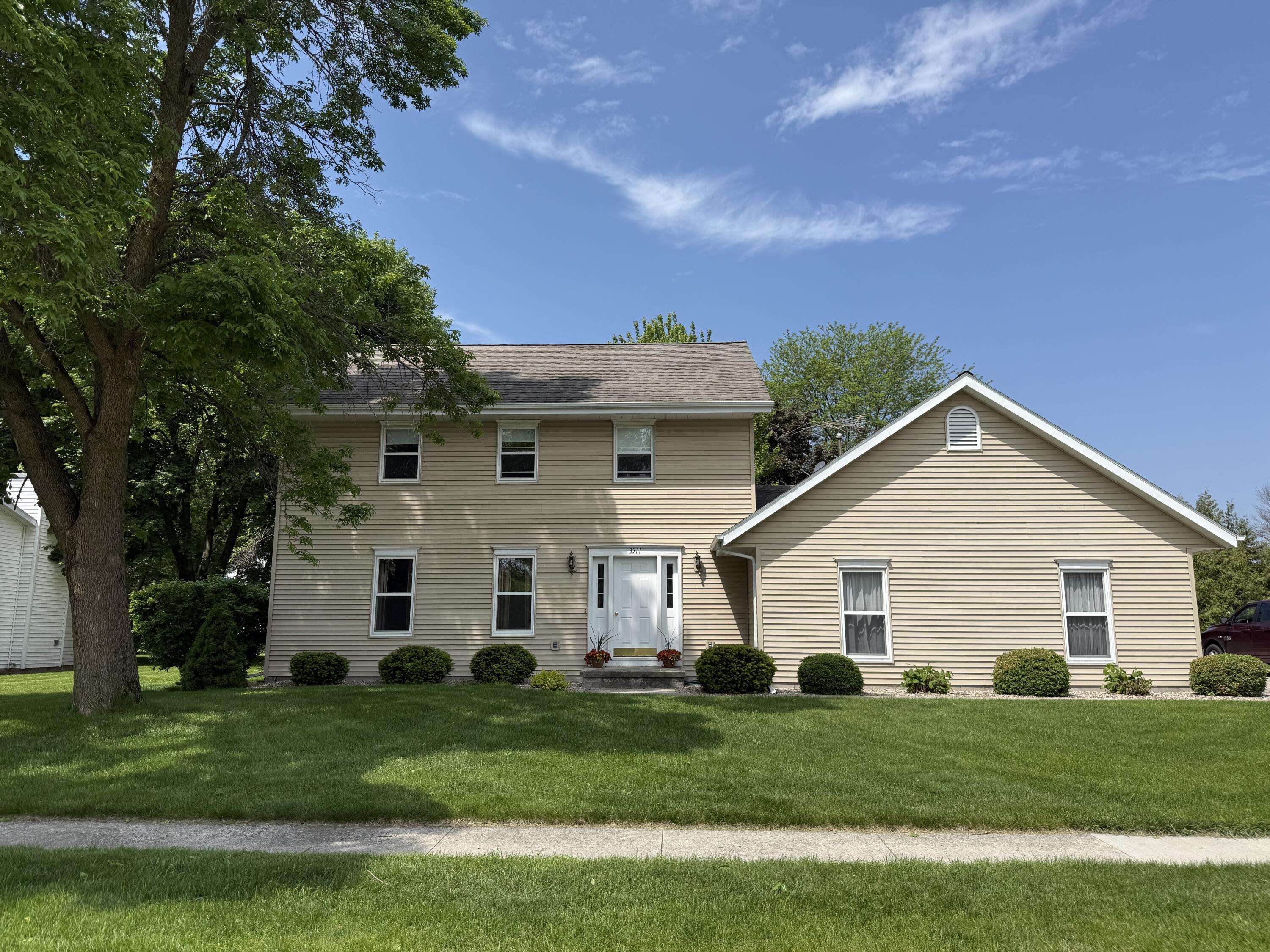 Manitowoc, WI 54220,3511 Barkwood