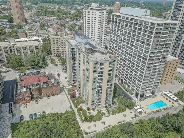 Milwaukee, WI 53202,1610 N Prospect Unit 1104