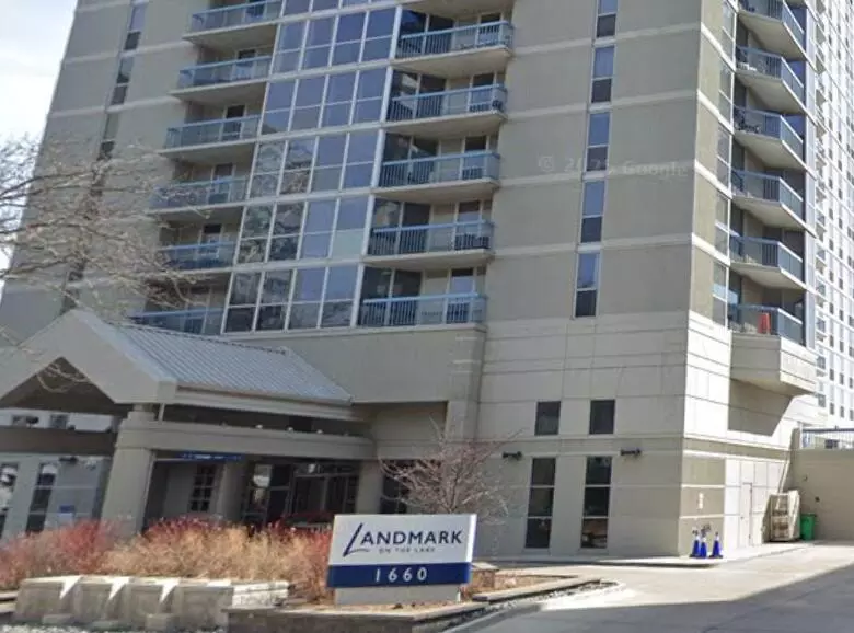 1660 N Prospect Unit 404, Milwaukee, WI 53202