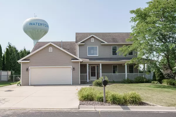 1407 Timber Ridge, Watertown, WI 53098