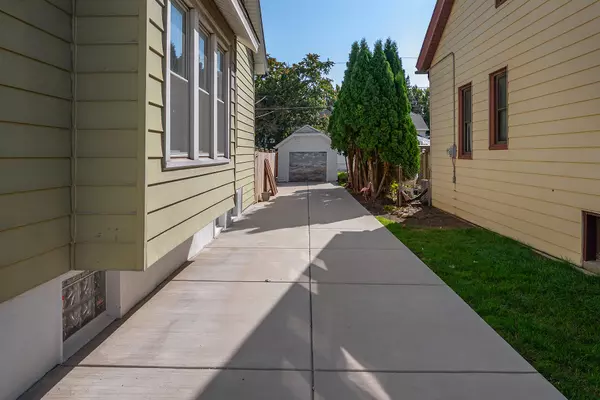 West Allis, WI 53214,1126 S 76th