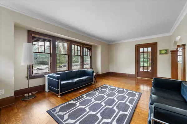 Milwaukee, WI 53211,3443 N Maryland