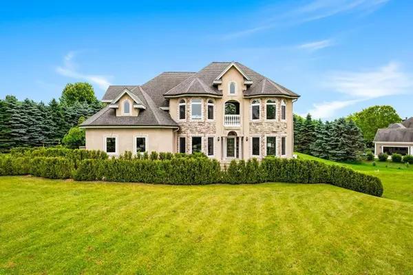 Cedarburg, WI 53012,1626 Fox Hollow