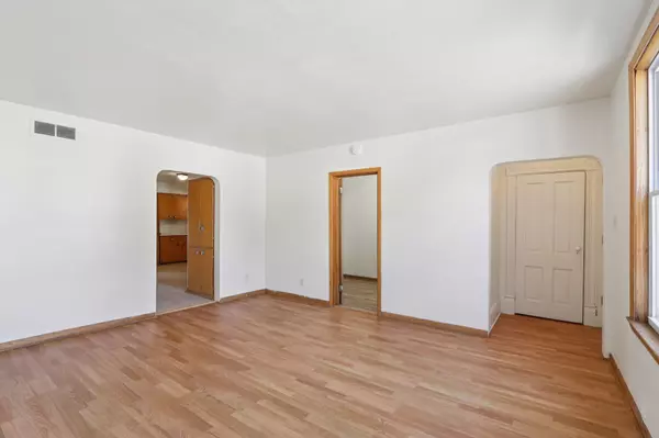 South Milwaukee, WI 53172,1509 Pine