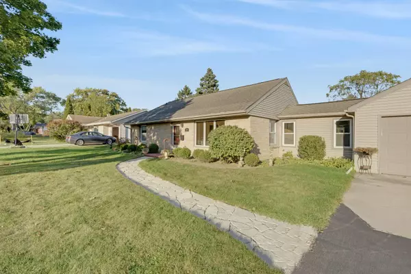 Thiensville, WI 53092,208 Kenwood