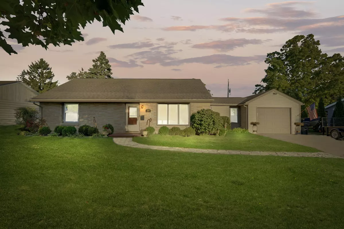 Thiensville, WI 53092,208 Kenwood