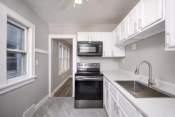 West Allis, WI 53219,2240 S 78th