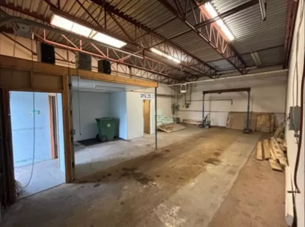 Montréal (rivière-des-prairies/pointe-aux-trembles), QC H1B5V5,3919 Boul. St-Jean-Baptiste