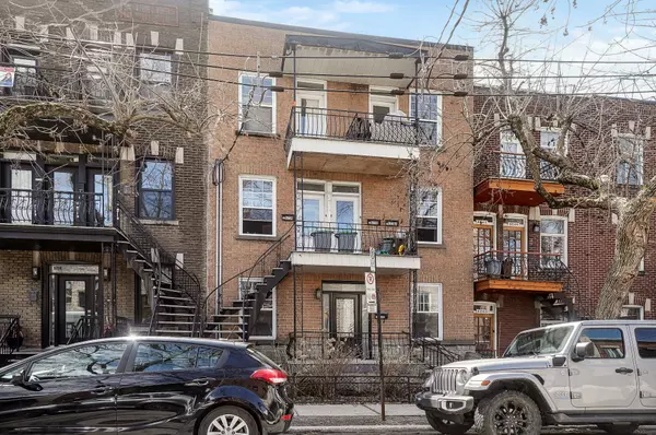 Montréal (Rosemont/la Petite-Patrie), QC H1Y2J6,5234 9e Avenue