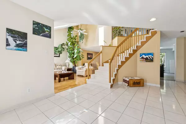 Gatineau (gatineau), QC J8T7M8,228 Rue de Salernes