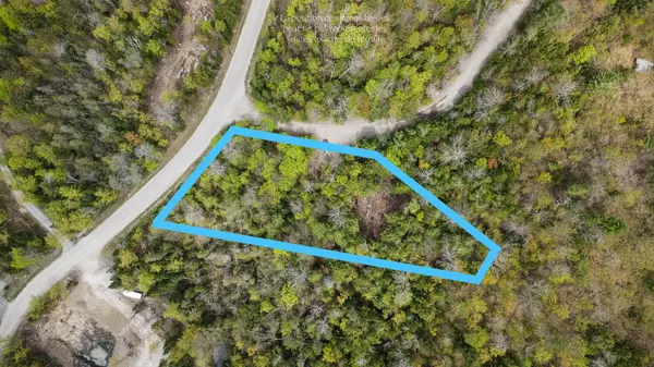 Val-des-monts, QC J8N6E5,4 Ch. du Rouge-Gorge