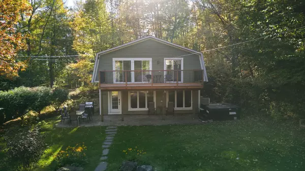 Stanstead - Canton, QC J0B1T0,236 Ch. d'Arrow-Head #A