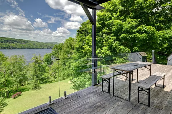 Mont-tremblant, QC J8E1E6,340 Ch. Desmarais