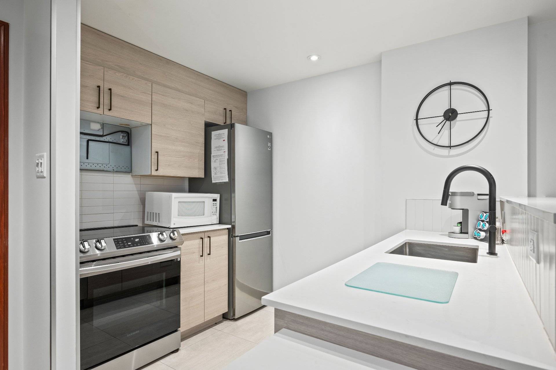150 Ch. au Pied-de-la-Montagne #316, Mont-tremblant, QC J8E3M2