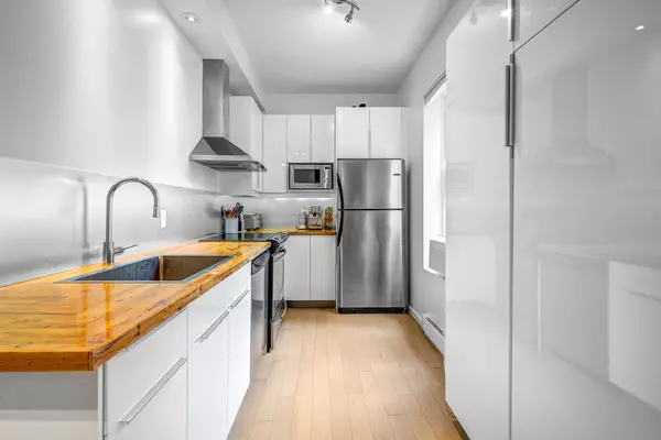 Montréal (Rosemont/la Petite-Patrie), QC H2G2N6,5612 Av. De Lorimier