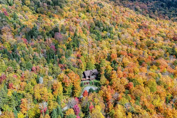 1050 Ch. de la Crête, Lac-supérieur, QC J0T1P0