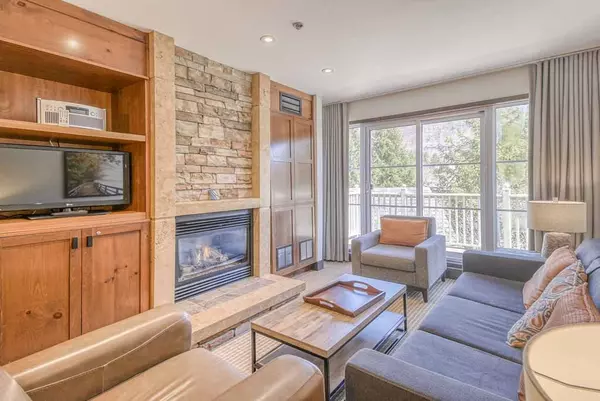 Mont-tremblant, QC J8E1C9,150 Ch. du Curé-Deslauriers #213