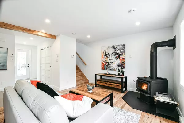 Saint-faustin/lac-carré, QC J0T2G0,860 Ch. de la Sauvagine