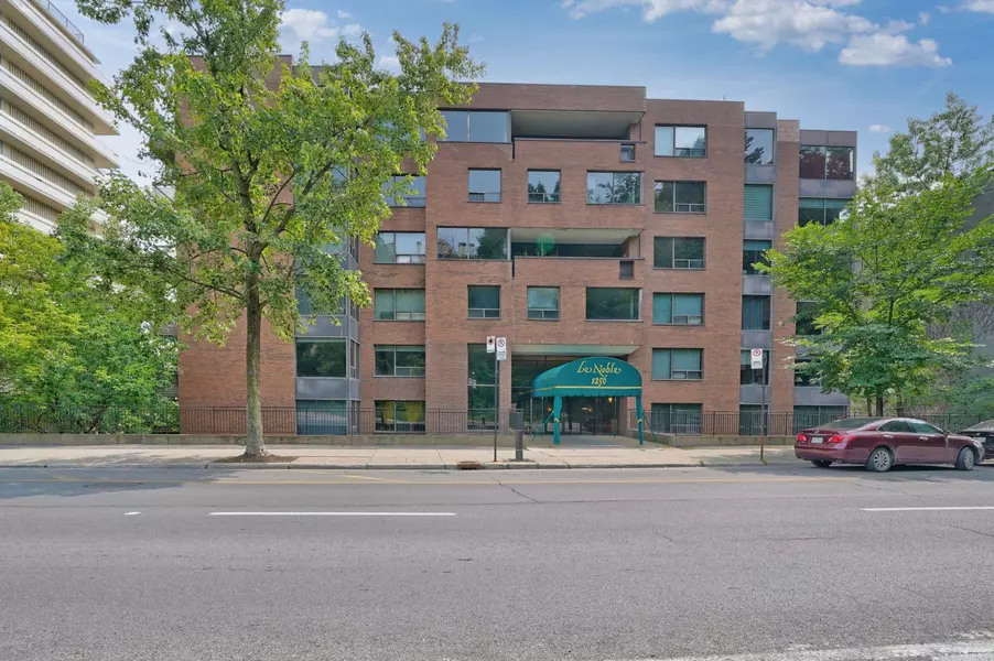 1250 Av. des Pins O. #480, Montréal (Ville-Marie), QC H3G2P5