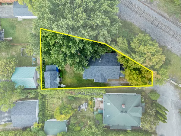 Magog, QC J1X1R7,244 Rue Pratte