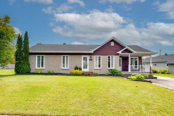 249 Av. Germain, Donnacona, QC G3M1K8