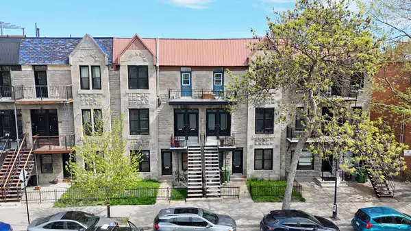 1863 Av. d'Orléans, Montréal (Mercier/hochelaga-Maisonneuve), QC H1W3R6