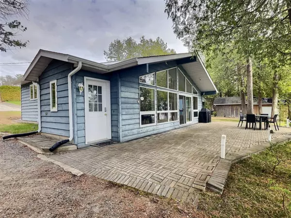 Saint-bruno-de-guigues, QC J0Z2G0,813 Ch. du Royaume-des-Cèdres