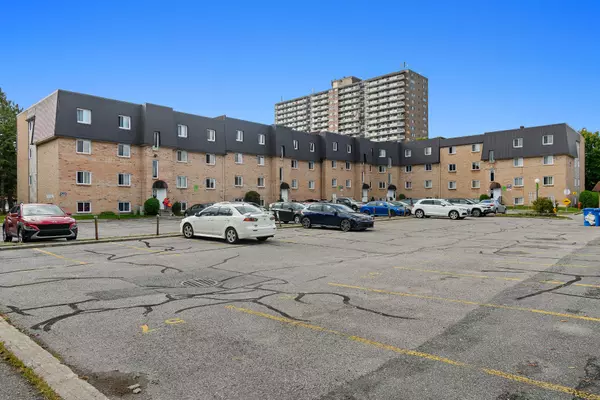 4 Rue Galipeau #8, Gatineau (hull), QC J8Y4C3