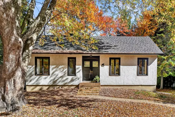 Lorraine, QC J6Z3T4,25 Place de Bruyères