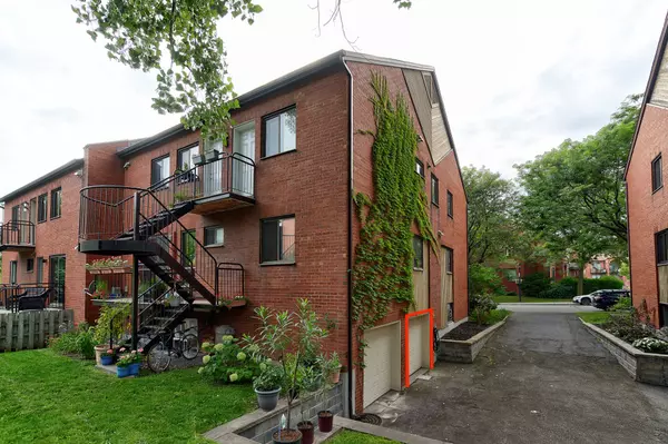 Montréal (Ahuntsic-Cartierville), QC H2M2S2,1132 Rue Henri-Gauthier