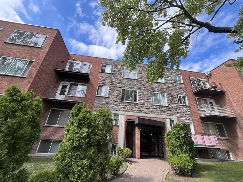 4711 Av. Plamondon #206, Montréal (côte-des-neiges/notre-dame-de-grâce), QC H3W1E4