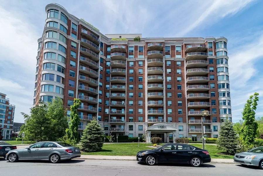 5845 Av. Marc-Chagall #607, Côte-Saint-Luc, QC H4W3K4