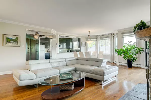 Saint-bruno-de-montarville, QC J3V5N8,700 Rue des Tilleuls #307