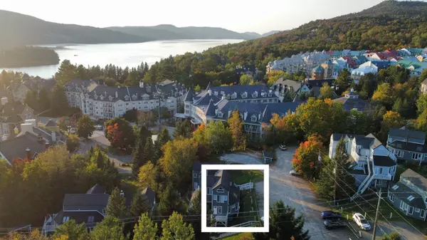 120 Ch. au Pied-de-la-Montagne #2007, Mont-Tremblant, QC J8E3M2