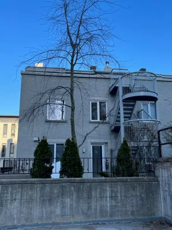 Montréal (ville-marie), QC H2X1G5,73 Rue St-Norbert #14