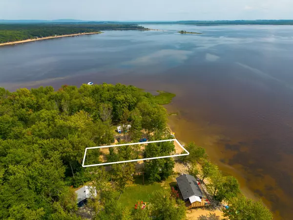 L'isle-aux-allumettes, QC J0X1M0,134 Ch. F