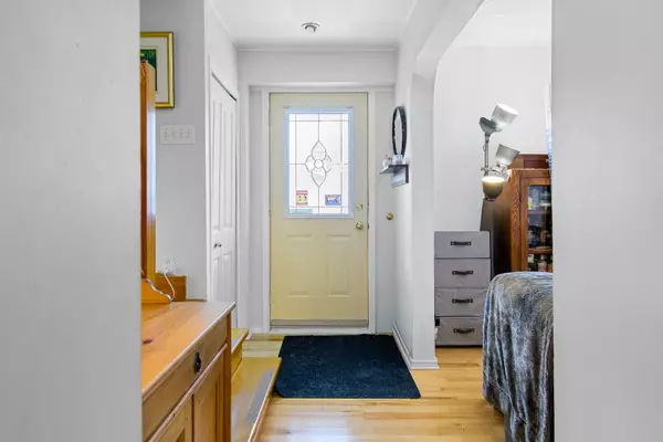 Gatineau (masson-angers), QC J8M1A6,4 -6 Rue des Chutes-Rhéaume