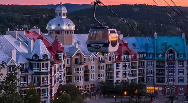 150 Ch. au Pied-de-la-Montagne #527-A, Mont-tremblant, QC J8E1T1