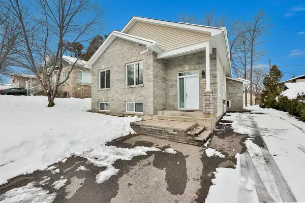 Saint-jérôme, QC J7Z2M1,589 -591 Rue Leroux