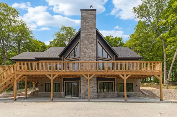 Mont-tremblant, QC J8E0L7,255 Allée des Algonquins