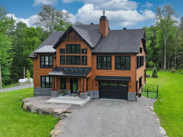 Lac-supérieur, QC J0T1P0,2453 Ch. du Lac-Supérieur