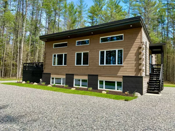 Notre-dame-du-laus, QC J0X2M0,35 Ch. de l'Opale