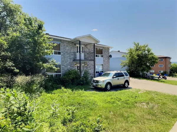 Témiscaming, QC J0Z3R0,271 -271A Rue Boucher