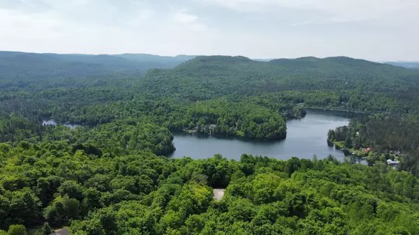 Lac-Supérieur, QC J0T1J0,Ch. Louise