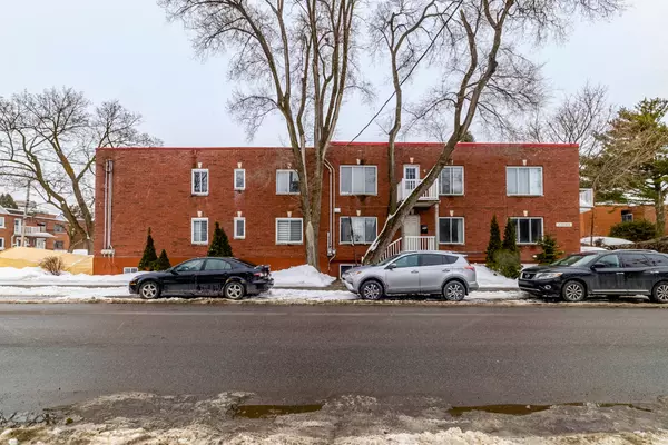 Montréal (côte-des-neiges/notre-dame-de-grâce), QC H3X2R4,6490 -6492 Av. McLynn
